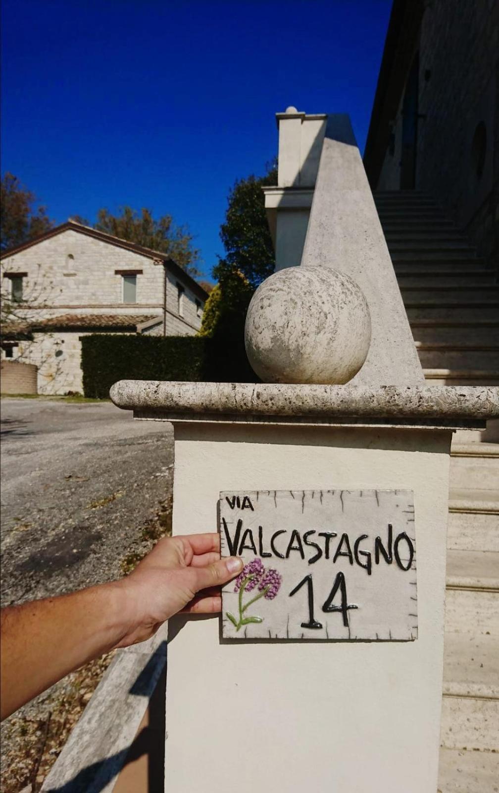 Valcastagno Relais & Residence Сироло Екстериор снимка