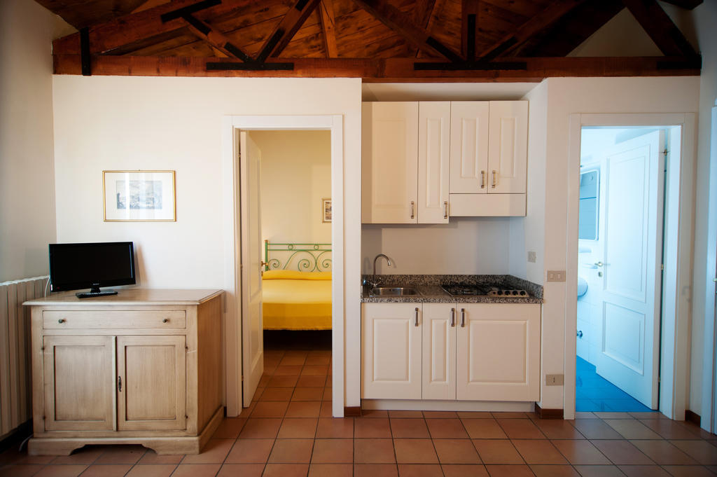 Valcastagno Relais & Residence Сироло Стая снимка