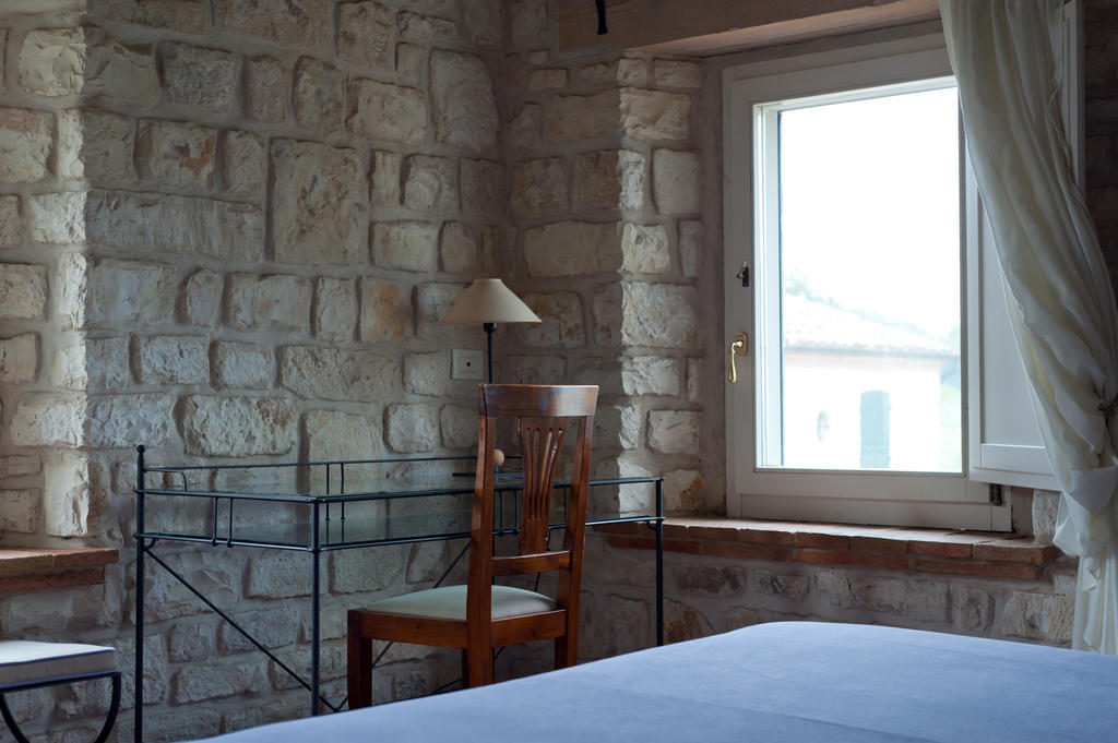 Valcastagno Relais & Residence Сироло Стая снимка