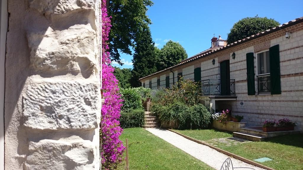 Valcastagno Relais & Residence Сироло Екстериор снимка